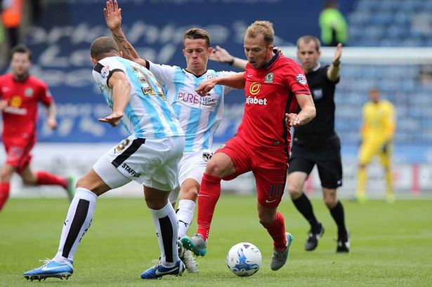 Nhận định Huddersfield Town vs Blackburn Rovers, 2h45 ngày 30/12