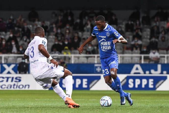 Soi kèo đội ghi bàn trước/ sau Troyes vs Nantes, 21h ngày 28/12