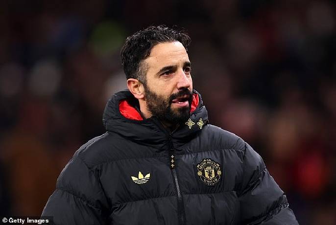 HLV Ruben Amorim tiết lộ l&yacute; do từ bỏ sơ đồ 3 hậu vệ ở trận thắng Newcastle