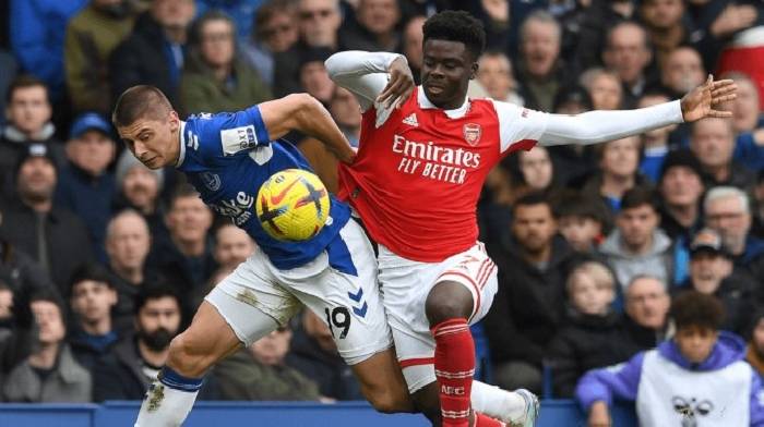 Soi kèo phạt góc Arsenal vs Everton, 2h45 ngày 2/3