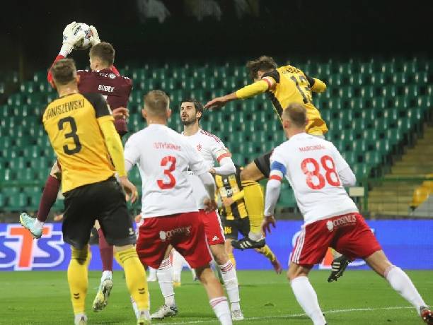 Nhận định, soi kèo Stal Mielec với LKS Lodz, 0h30 ngày 29/2: Dìm khách xuống đáy