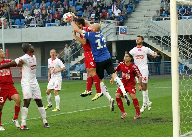 Nhận định, soi kèo Piast Gliwice vs Widzew lodz, 00h00 ngày 29/3: Chia điểm