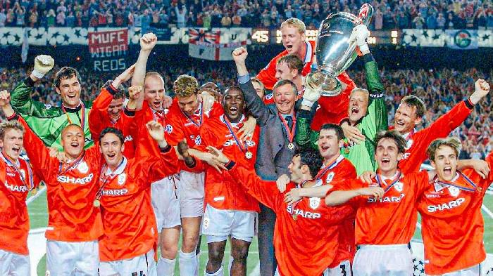 'So sánh Man City hiện tại với Man United 1999 thật sự ngớ ngẩn'
