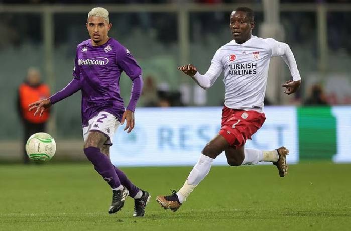 Soi kèo hiệp 1 Olympiacos vs Fiorentina, 02h00 ngày 30/05