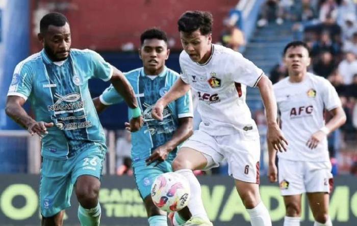 Nhận định, soi kèo PSBS Biak Numfor vs Persik Kediri, 15h30 ngày 29/8: Ngang tài ngang sức