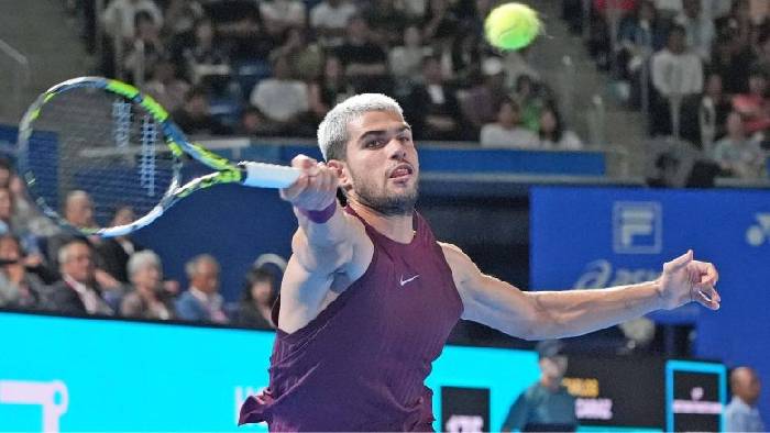 Alcaraz vào bán kết Japan Open, Zverev đấu Medvedev ở tứ kết China Open