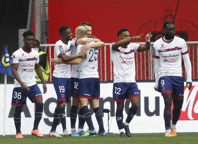 Đội hình ra sân chính thức Clermont Foot vs Lille, 1h ngày 29/12 (cập nhật)