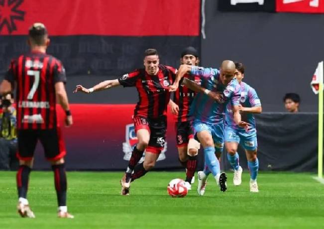 Nhận định, soi kèo Oita Trinita với Yokohama FC, 12h00 ngày 2/3: Xa nhà là bão tố