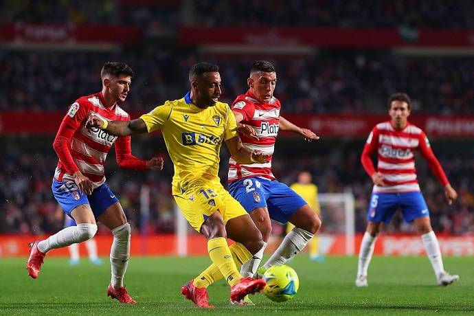 Soi kèo phạt góc Cadiz vs Granada, 3h00 ngày 30/3
