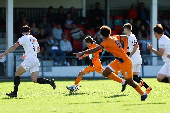 Máy tính dự đoán bóng đá 30/5: Newcastle Olympic vs Valentine Phoenix