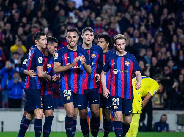 Mbappe và các sao PSG gây phẫn nộ vì châm chọc Barca