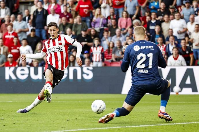 Nhận định, soi kèo PSV Eindhoven vs Telstar, 1h00 ngày 31/8: Quá khó cho tân binh