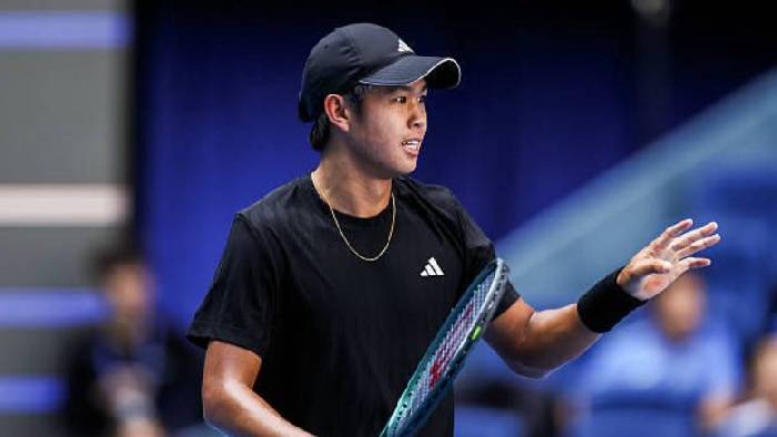 Learner Tien đi tiếp nhờ Musetti bỏ cuộc, gặp Medvedev ở bán kết China Open