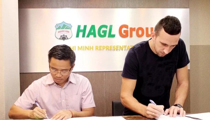 Chuyển nhượng V-League 2019: HAGL chính thức có tân binh người Serbia