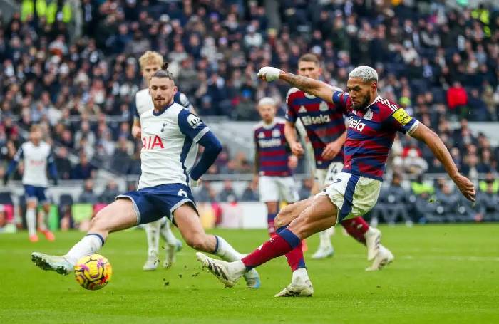 Soi kèo góc Newcastle vs Tottenham, 03h00 ngày 30/10