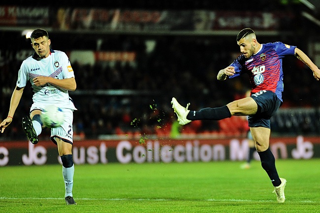 Nhận định bóng đá Cosenza vs Spezia, 3h ngày 30/11: Quyết chiến nơi cuối bảng