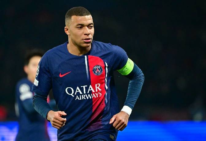 Đại chiến dầu mỏ: VAR liên tiếng giúp PSG thoát thua