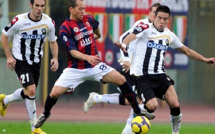 Soi kèo phạt góc Udinese vs Bologna, 21h00 ngày 30/12