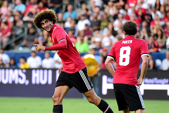 Man United có nguy cơ chảy máu nhân sự