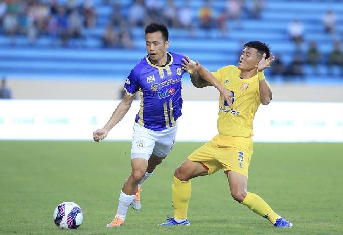 Soi kèo hiệp 1 Hà Nội vs Nam Định, 19h15 ngày 31/3