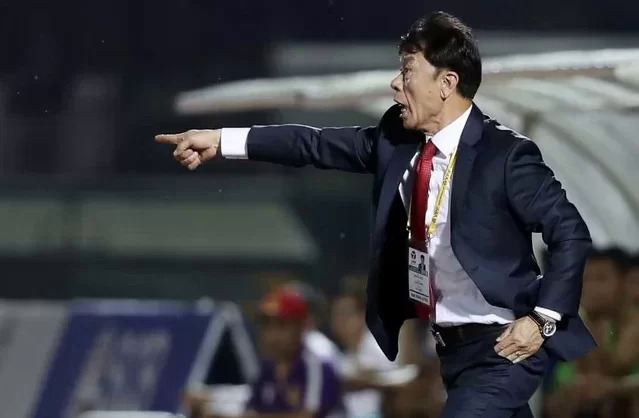 VFF lắng nghe HLV Chung Hae Seong tham mưu đổi thể lệ V-League