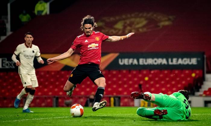 Edinson Cavani quyết định tiếp tục gắn bó với MU?