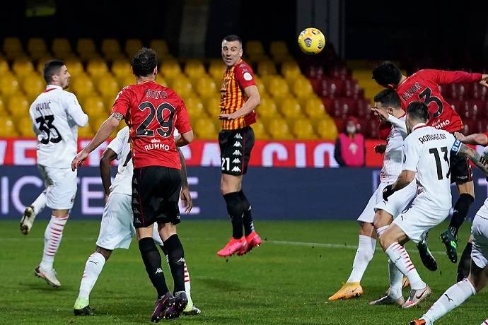 Nhận định AC Milan vs Benevento, 1h45 ngày 2/5
