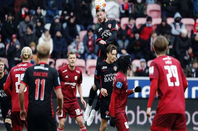 Soi kèo phạt góc Midtjylland vs Silkeborg, 0h ngày 2/5