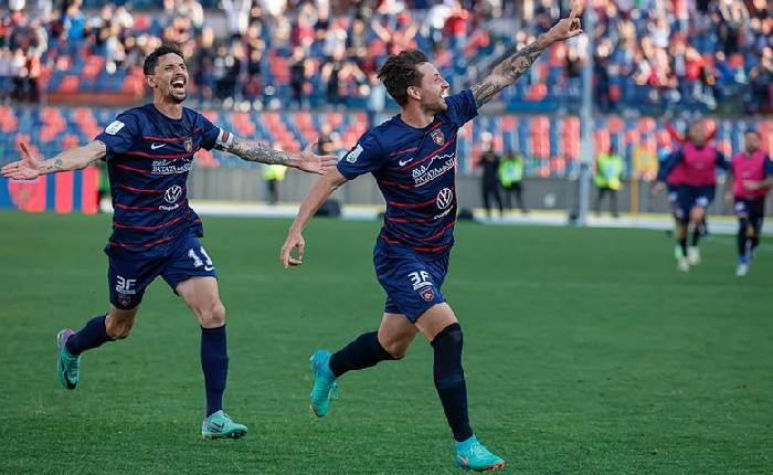 Nhận định, soi kèo Ascoli với Cosenza, 20h00 ngày 1/5: Cửa dưới ‘ghi điểm’