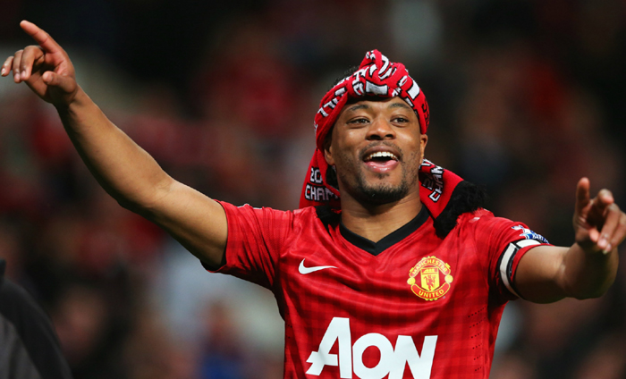 Patrice Evra chính thức giải nghệ