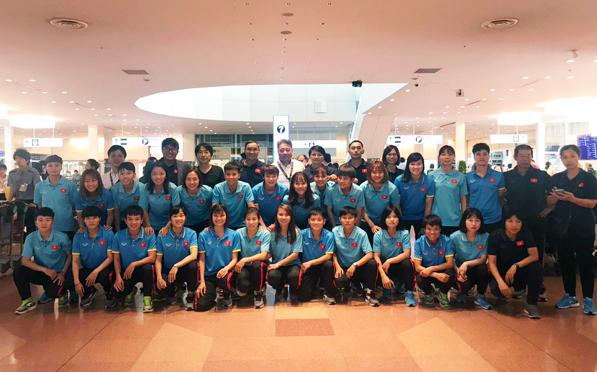 ĐT nữ Việt Nam tái ngộ HLV Toshiya Miura tại Nhật Bản