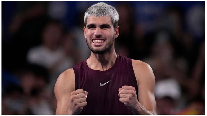 Alcaraz ‘đòi nợ’ Fritz thành công, lần đầu vô địch Japan Open