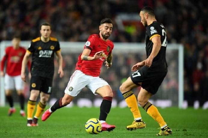 Soi kèo phạt góc Wolves vs MU, 19h30 ngày 31/12