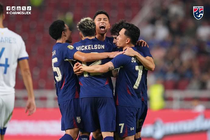 Thắng nghẹt thở Philippines sau 120 ph&uacute;t, Th&aacute;i Lan gặp tuyển Việt Nam ở chung kết AFF Cup