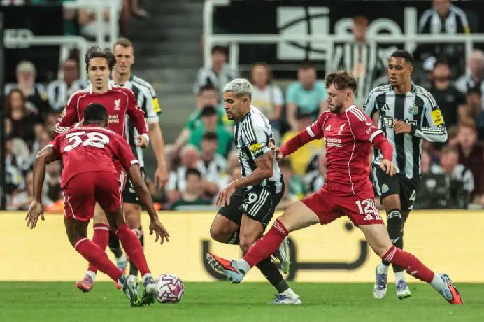 Soi kèo góc Liverpool vs Newcastle, 03h00 ngày 01/02