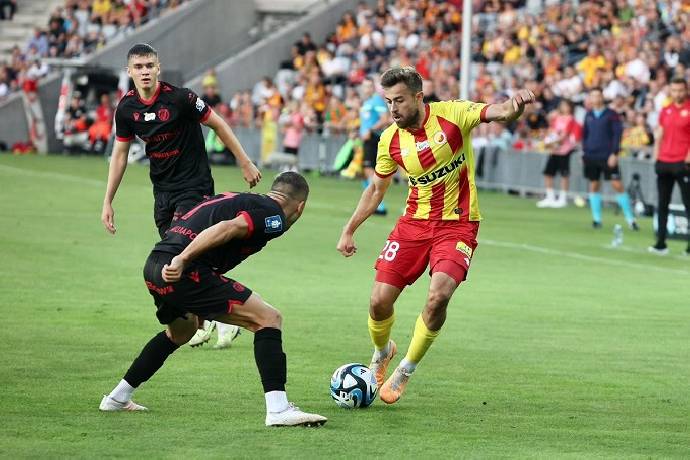 Nhận định, soi kèo Widzew lodz với Korona Kielce, 22h30 ngày 1/4: Nỗ lực trụ hạng