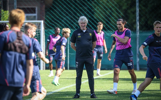 Sint-Truidense mua thêm tiền đạo, cơ hội nào cho Công Phượng?