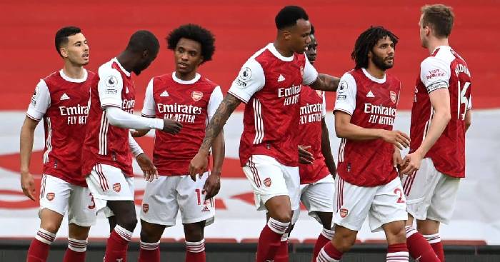 'Arsenal bị hớ nặng! Họ đã mua cậu ta đắt gấp đôi giá trị thực'