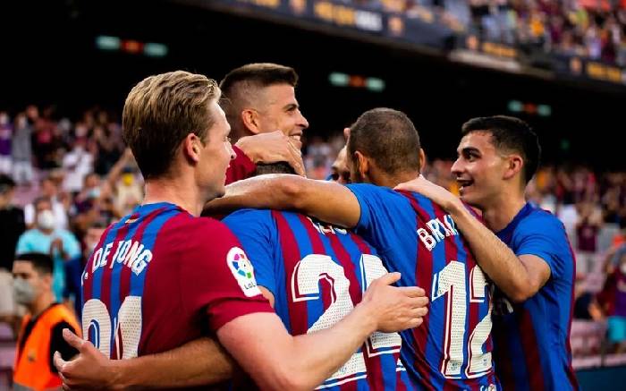 Chấn động! PSG 'chốt đơn' thành công cơn lốc đường biên của Barca