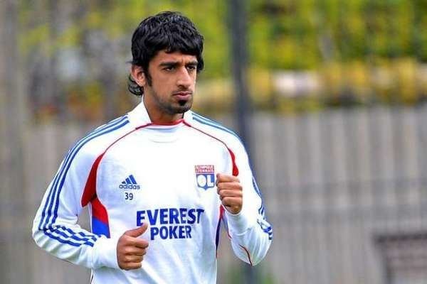 Việt Nam vs UAE: Cựu hậu vệ Lyon khiến thầy Park lo lắng