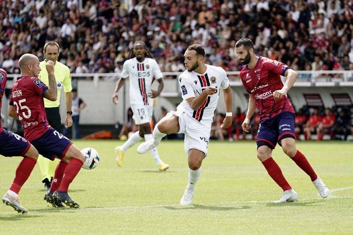 Soi kèo phạt góc Lyon vs Clermont Foot, 23h00 ngày 1/1