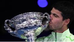 Alcaraz phá kỷ lục 88 năm của làng quần vợt sau chức vô địch Úc Mở rộng 2026