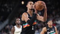 Nhận định bóng rổ Golden State Warriors vs San Antonio Spurs, 09h00 ngày 2/4: Khách không khách khí