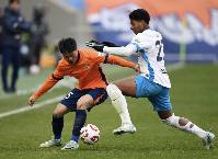 Nhận định, soi kèo Dalian Yingbo vs Qingdao Hainiu, 18h00 ngày 3/8: Trôi về đáy bảng