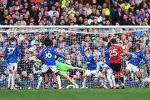 Soi kèo phạt góc MU vs Everton, 4h00 ngày 4/8