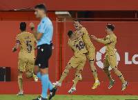 Đội hình ra sân chính thức Inter vs Barca, 2h ngày 5/10