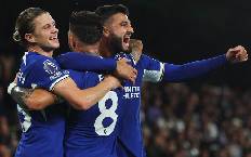 Mudryk 'thông nòng', Chelsea phả hơi nóng vào gáy Man United