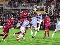 Nhận định, soi kèo Augsburg vs Holstein Kiel, 20h30 ngày 4/5: