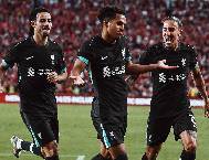 MU thua thảm Liverpool trước trận siêu cúp Anh