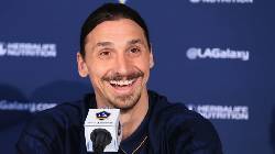 Ibrahimovic từng viết thư cho BTC đòi trừ điểm chính CLB của mình
